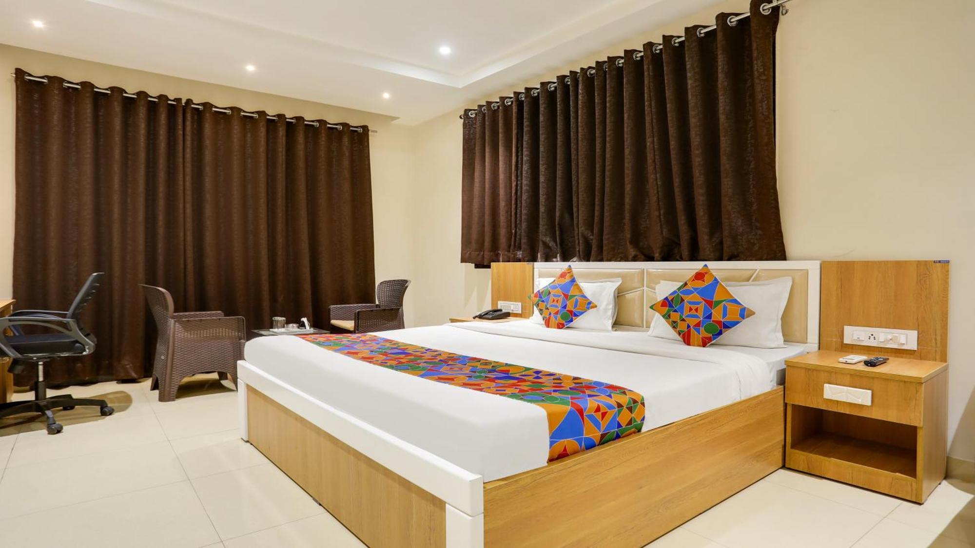 Fabhotel Mansarovar Inn Rāipur Exteriör bild