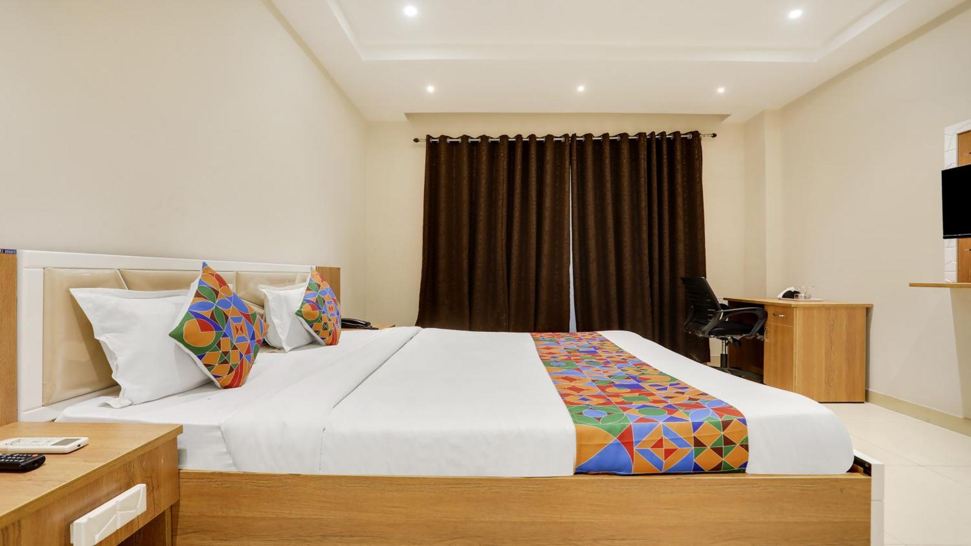 Fabhotel Mansarovar Inn Rāipur Exteriör bild
