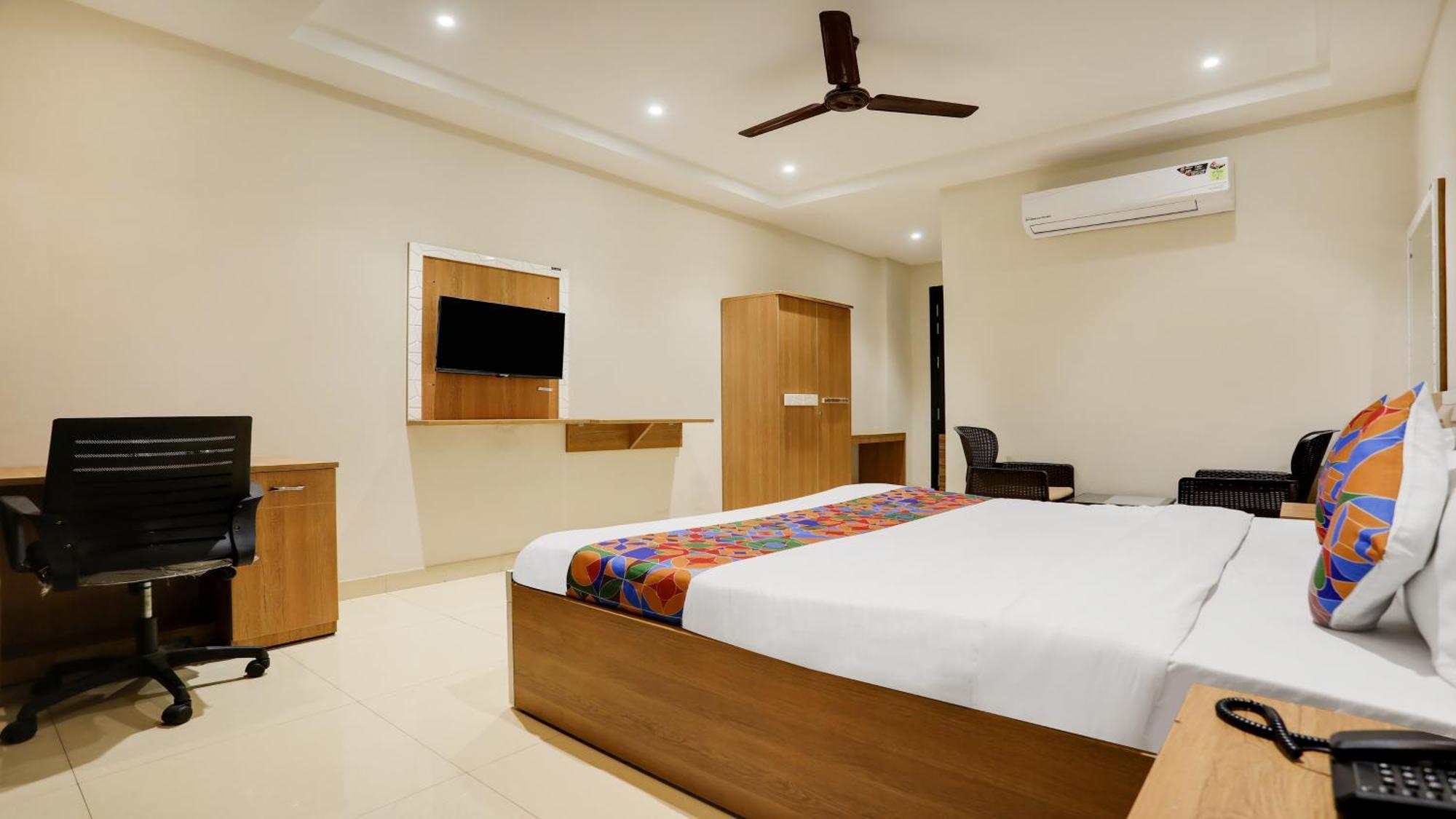 Fabhotel Mansarovar Inn Rāipur Exteriör bild